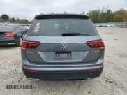 ✅ 2019 Volkswagen Tiguan S • VIN: 3VV0B7AX3KM176346 • Лот: 90303495. Опубликован ранее на Copart с пробегом 40 528 миль. Бесплатный доступ к архиву аукционных продаж из США и подробный отчёт об истории автомобиля на DreamBid. Изображение 6.