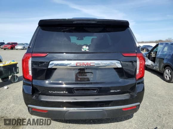✅ 2024 GMC Yukon SLT • VIN: 1GKS2BKD8RR272274 • Lot: 44566235. Wystawiony na Copart z przebiegiem 9 889 mil. Bezpłatny archiwum sprzedaży aukcyjnych z USA i szczegółowy raport historii pojazdu na DreamBid. Zdjęcie 6.