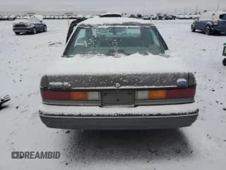 ✅ 1990 Ford Tempo • VIN: 1FAPP36X4LK167346 • Lot: 84089494. Wystawiony na Copart z przebiegiem 66 291 mil. Bezpłatny archiwum sprzedaży aukcyjnych z USA i szczegółowy raport historii pojazdu na DreamBid. Zdjęcie 6.