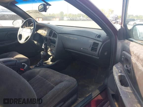 ✅ 2003 Chevrolet Monte Carlo SS • VIN: 2G1WX12K439313503 • Lot: 43217399. Listed on IAAI with 82,330 mi. Free auction sales archive from the USA and detailed vehicle history report at DreamBid. Image 5.