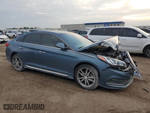 ✅ 2015 Hyundai Sonata Sport • VIN: 5NPE34AB9FH102106 • Lot: 81496145. Listed on Copart with 63,584 mi. Free auction sales archive from the USA and detailed vehicle history report at DreamBid. Image 4.