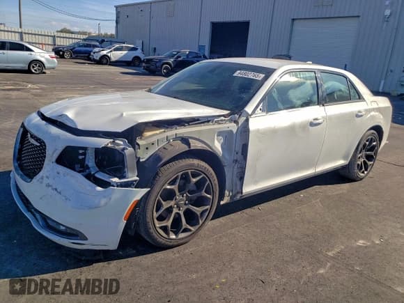 ✅ 2017 Chrysler 300 S • VIN: 2C3CCABGXHH552086 • Lot: 94802765. Listed on Copart with 151,112 mi. Free auction sales archive from the USA and detailed vehicle history report at DreamBid. Image 1.