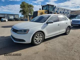 ✅ 2014 Volkswagen Jetta SE • VIN: 3VWD17AJ2EM289009 • Lot: 84212895. Listed on Copart with 91,991 mi. Free auction sales archive from the USA and detailed vehicle history report at DreamBid. Image 1.
