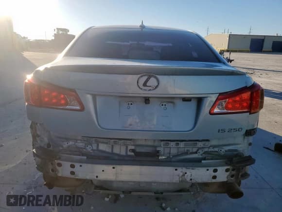 ✅ 2011 Lexus IS 250 • VIN: JTHBF5C26B5132072 • Лот: 91046475. Опубликован ранее на Copart с пробегом 175 378 миль. Бесплатный доступ к архиву аукционных продаж из США и подробный отчёт об истории автомобиля на DreamBid. Изображение 6.