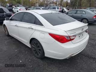 2012 Hyundai Sonata SE with VIN 5NPEC4AC5CH454149, listed as a IAAI auction lot 43547892 with 212,583 mi miles and . Bid and sale history available at DreamBid. Image 3.