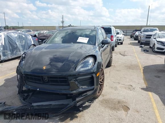 ✅ 2023 Porsche Macan • VIN: WP1AA2A55PLB10797 • Лот: 43424739. Опубликован ранее на IAAI с пробегом 26 503 миль. Бесплатный доступ к архиву аукционных продаж из США и подробный отчёт об истории автомобиля на DreamBid. Изображение 17.