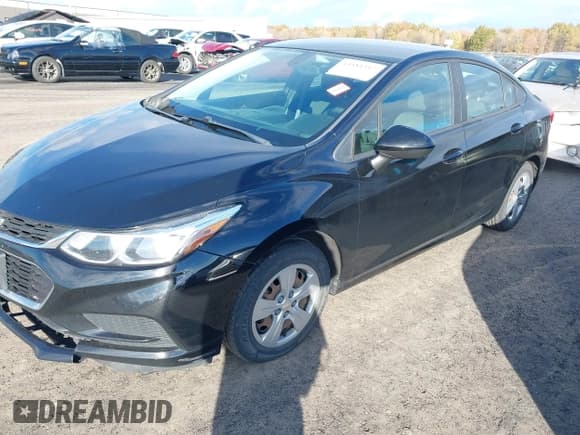 ✅ 2016 Chevrolet Cruze LS • VIN: 1G1BC5SM4G7235959 • Lot: 43581317. Listed on IAAI with 107,436 mi. Free auction sales archive from the USA and detailed vehicle history report at DreamBid. Image 17.