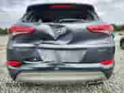 2018 Hyundai Tucson Sport z VIN KM8J33AL5JU736251, wystawiony jako Copart lot #86275695 z przebiegiem 81 205 mil mil oraz Szkoda całkowita • Salvage title. Historia ofert i sprzedaży dostępna na DreamBid. Obrazek 6.