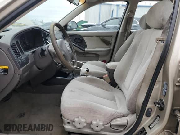 ✅ 2005 Hyundai Elantra GLS • VIN: KMHDN46D05U990938 • Лот: 84711804. Размещён на Copart с пробегом 150 896 миль миль. Получите бесплатный доступ к архиву аукционных продаж из США и посмотрите подробный отчёт об истории автомобиля на DreamBid. Изображение 7.