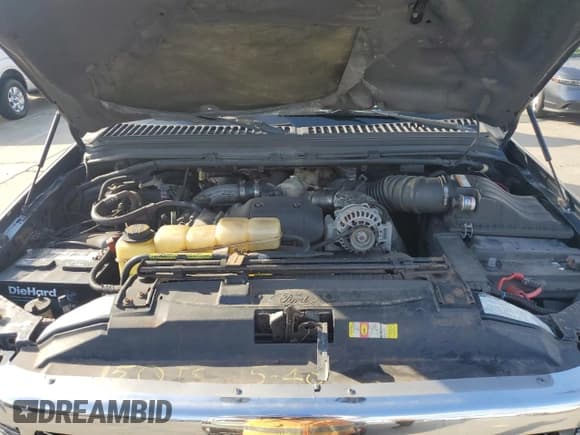 ✅ 2000 Ford Excursion Limited • VIN: 1FMSU43F8YEC33512 • Лот: 65412275. Опубликован ранее на Copart с пробегом Не указан. Бесплатный доступ к архиву аукционных продаж из США и подробный отчёт об истории автомобиля на DreamBid. Изображение 11.