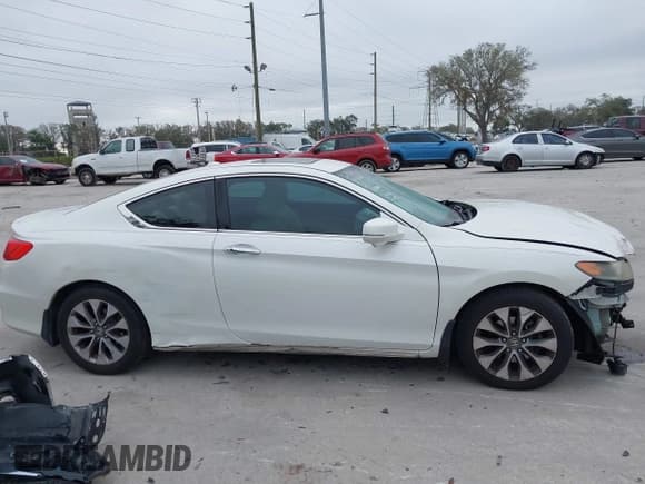 ✅ 2013 Honda Accord EX-L • VIN: 1HGCT1B8XDA012221 • Lot: 41586988. Listed on IAAI with 169,010 mi. Free auction sales archive from the USA and detailed vehicle history report at DreamBid. Image 14.