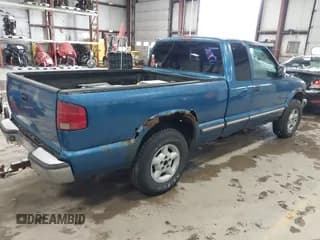 ✅ 2000 Chevrolet S-10 LS • VIN: 1GCDT19W0Y8207717 • Лот: 41292088. Опубликован ранее на IAAI с пробегом 158 356 миль. Бесплатный доступ к архиву аукционных продаж из США и подробный отчёт об истории автомобиля на DreamBid. Изображение 4.