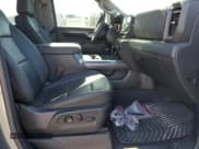 ✅ 2024 Chevrolet Silverado 2500HD LTZ • VIN: 2GC4YPEY4R1207672 • Лот: 90295975. Опубликован ранее на Copart с пробегом 51 212 миль. Бесплатный доступ к архиву аукционных продаж из США и подробный отчёт об истории автомобиля на DreamBid. Изображение 5.