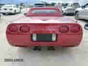 2001 Chevrolet Corvette z VIN 1G1YY32G715132225, wystawiony jako Copart lot #74327264 z przebiegiem Nie podano mil oraz Nie do naprawy • Non repairable. Historia ofert i sprzedaży dostępna na DreamBid. Obrazek 6.