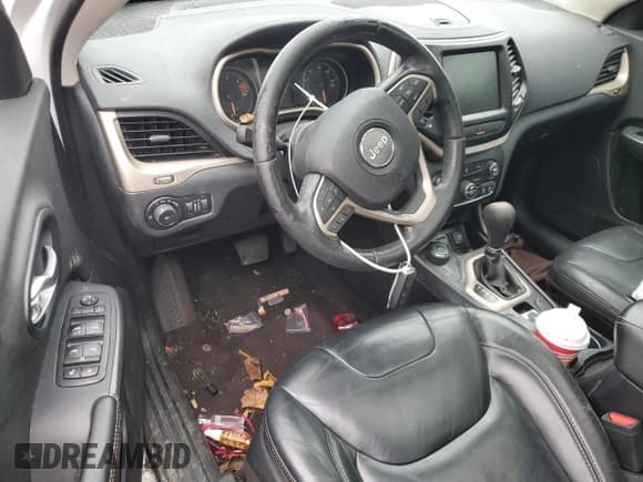 ✅ 2016 Jeep Cherokee Limited • VIN: 1C4PJMDB8GW335366 • Лот: 90829365. Опубликован ранее на Copart с пробегом 144 393 миль. Бесплатный доступ к архиву аукционных продаж из США и подробный отчёт об истории автомобиля на DreamBid. Изображение 8.