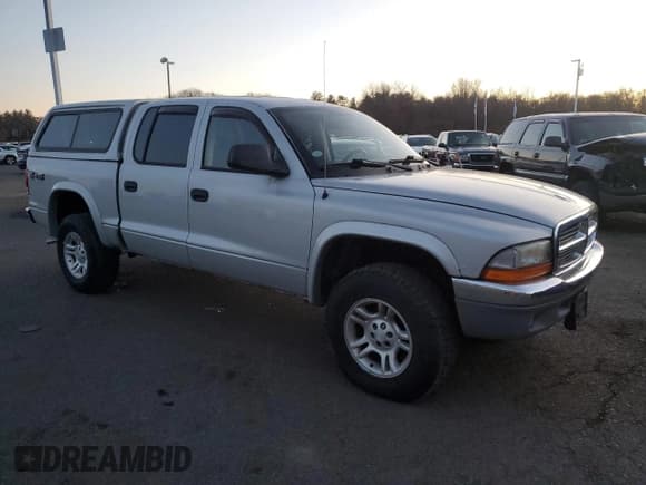 ✅ 2004 Dodge Dakota SLT • VIN: 1D7HG48K94S782682 • Lot: 80693184. Wystawiony na Copart z przebiegiem 70 896 mil. Bezpłatny archiwum sprzedaży aukcyjnych z USA i szczegółowy raport historii pojazdu na DreamBid. Zdjęcie 4.