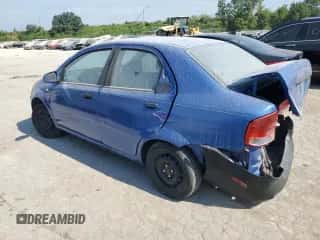 2005 Chevrolet Aveo LS z VIN KL1TD526X5B383495, wystawiony jako Copart lot #69041614 z przebiegiem Nie podano mil oraz Szkoda całkowita • Salvage title. Historia ofert i sprzedaży dostępna na DreamBid. Obrazek 2.