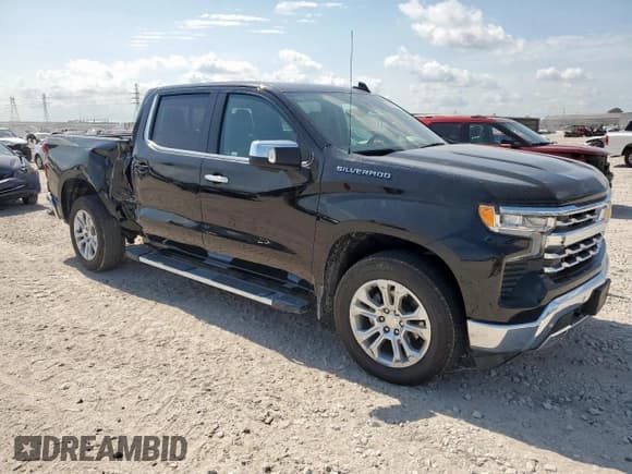 ✅ 2024 Chevrolet Silverado 1500 LTZ • VIN: 2GCPAEED9R1212742 • Lot: 57654485. Wystawiony na Copart z przebiegiem 11 844 mil. Bezpłatny archiwum sprzedaży aukcyjnych z USA i szczegółowy raport historii pojazdu na DreamBid. Zdjęcie 4.