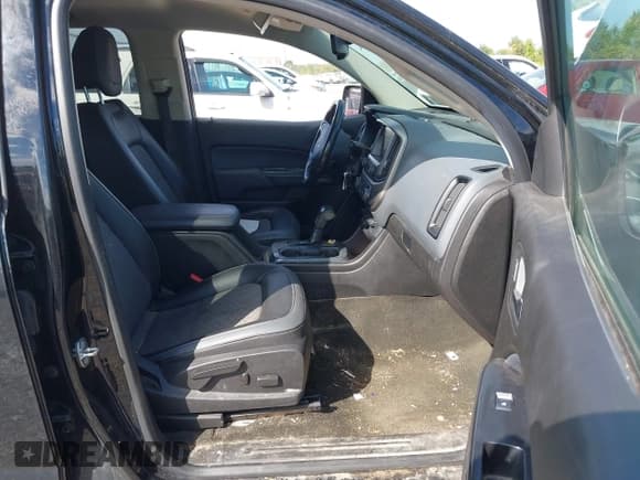 ✅ 2017 Chevrolet Colorado 4WD Z71 • VIN: 1GCGTDEN0H1289758 • Lot: 43215181. Listed on IAAI with 105,135 mi. Free auction sales archive from the USA and detailed vehicle history report at DreamBid. Image 5.