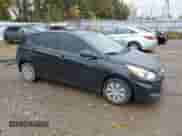 2017 Hyundai Accent SE z VIN KMHCT5AE5HU339302, wystawiony jako Copart lot #89654245 z przebiegiem 244 249 mil mil oraz Szkoda całkowita • Salvage title. Historia ofert i sprzedaży dostępna na DreamBid. Obrazek 4.