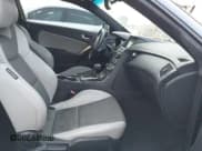 ✅ 2013 Hyundai Genesis Coupe R-Spec • VIN: KMHHT6KD3DU095807 • Lot: 41130037. Wystawiony na IAAI z przebiegiem 107 086 mil. Bezpłatny archiwum sprzedaży aukcyjnych z USA i szczegółowy raport historii pojazdu na DreamBid. Zdjęcie 5.