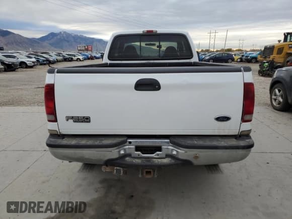✅ 2000 Ford F-250 XL • VIN: 1FTNX21S5YEE01782 • Lot: 91272785. Listed on Copart with 135,812 mi. Free auction sales archive from the USA and detailed vehicle history report at DreamBid. Image 6.