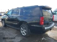 ✅ 2016 Chevrolet Suburban LT • VIN: 1GNSKHKC8GR267330 • Lot: 43673856. Wystawiony na IAAI z przebiegiem 192 936 mil. Bezpłatny archiwum sprzedaży aukcyjnych z USA i szczegółowy raport historii pojazdu na DreamBid. Zdjęcie 3.