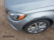 ✅ 2015 Mercedes-Benz C 300 Luxury • VIN: 55SWF4KB1FU095272 • Lot: 42902620. Listed on IAAI with 83,732 mi. Free auction sales archive from the USA and detailed vehicle history report at DreamBid. Image 6.