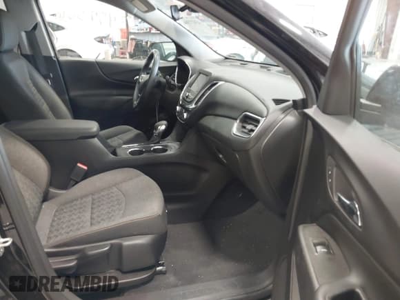 ✅ 2023 Chevrolet Equinox LT • VIN: 3GNAXTEGXPL246100 • Lot: 43477366. Wystawiony na IAAI z przebiegiem 104 535 mil. Bezpłatny archiwum sprzedaży aukcyjnych z USA i szczegółowy raport historii pojazdu na DreamBid. Zdjęcie 5.