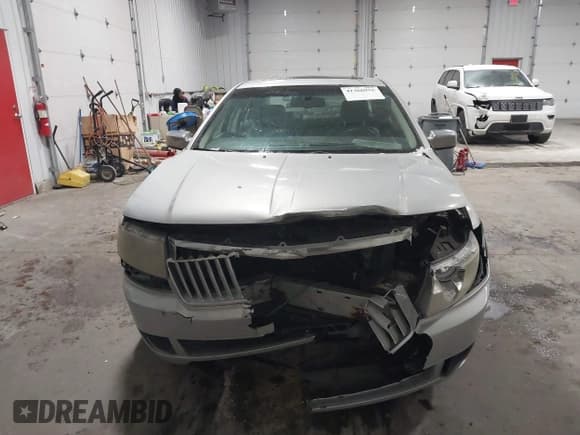 ✅ 2006 Lincoln Zephyr • VIN: 3LNHM26196R633488 • Lot: 41366955. Wystawiony na IAAI z przebiegiem 239 098 mil. Bezpłatny archiwum sprzedaży aukcyjnych z USA i szczegółowy raport historii pojazdu na DreamBid. Zdjęcie 12.