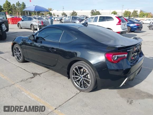 ✅ 2020 Subaru BRZ Limited • VIN: JF1ZCAC15L9701034 • Лот: 43513754. Опубликован ранее на IAAI с пробегом 55 590 миль. Бесплатный доступ к архиву аукционных продаж из США и подробный отчёт об истории автомобиля на DreamBid. Изображение 3.