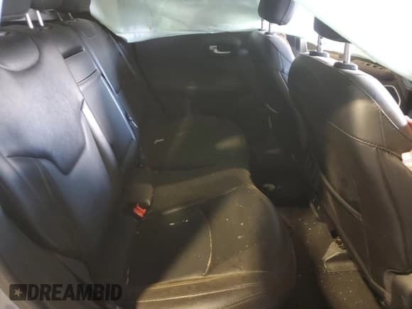 ✅ 2020 Jeep Compass Limited • VIN: 3C4NJDCB5LT137417 • Lot: 50993185. Wystawiony na Copart z przebiegiem Nie podano. Bezpłatny archiwum sprzedaży aukcyjnych z USA i szczegółowy raport historii pojazdu na DreamBid. Zdjęcie 11.