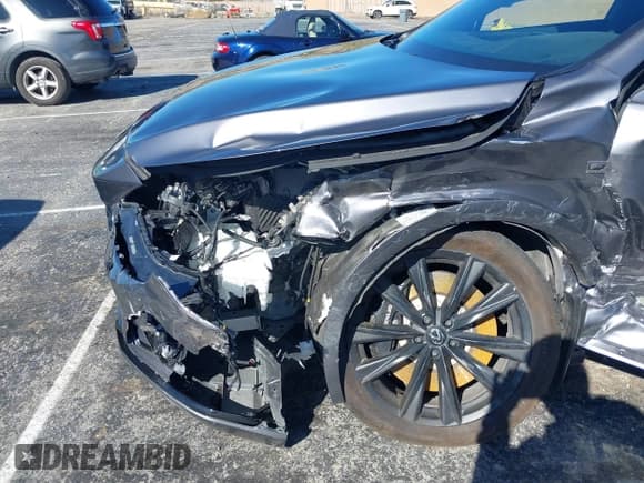 ✅ 2023 Lexus RX 500h F Sport Performance • VIN: 2T2BCMEA7PC007404 • Lot: 41742364. Wystawiony na IAAI z przebiegiem 9 667 mil. Bezpłatny archiwum sprzedaży aukcyjnych z USA i szczegółowy raport historii pojazdu na DreamBid. Zdjęcie 6.