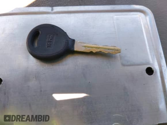 2002 Dodge Dakota Sport z VIN 1B7GL32X12S559114, wystawiony jako IAAI lot #42854090 z przebiegiem 141 238 mil mil oraz . Historia ofert i sprzedaży dostępna na DreamBid. Obrazek 11.