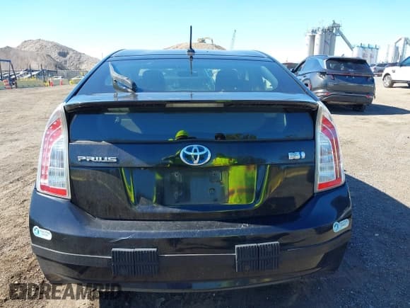 ✅ 2014 Toyota Prius Two • VIN: JTDKN3DU2E0368454 • Лот: 43415806. Опубликован ранее на IAAI с пробегом 197 447 миль. Бесплатный доступ к архиву аукционных продаж из США и подробный отчёт об истории автомобиля на DreamBid. Изображение 16.