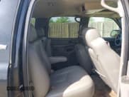 ✅ 2005 Chevrolet Suburban Z71 • VIN: 3GNFK16Z65G214436 • Лот: 42104821. Опубликован ранее на IAAI с пробегом 230 386 миль. Бесплатный доступ к архиву аукционных продаж из США и подробный отчёт об истории автомобиля на DreamBid. Изображение 8.