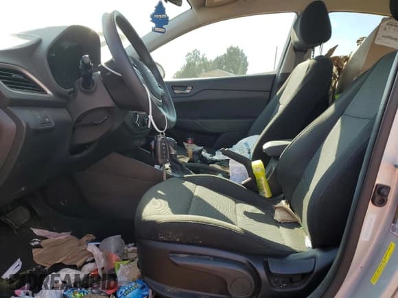 ✅ 2019 Hyundai Accent SE • VIN: 3KPC24A33KE052238 • Lot: 83663044. Listed on Copart with Not provided. Free auction sales archive from the USA and detailed vehicle history report at DreamBid. Image 7.