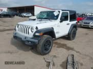 ✅ 2018 Jeep Wrangler Sport • VIN: 1C4GJXAN1JW293503 • Лот: 42121668. Опубликован ранее на IAAI с пробегом 40 545 миль. Бесплатный доступ к архиву аукционных продаж из США и подробный отчёт об истории автомобиля на DreamBid. Изображение 2.