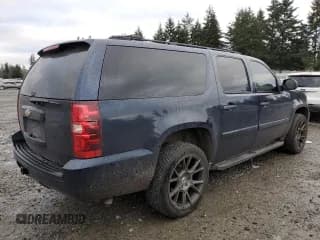 ✅ 2007 Chevrolet Suburban LT • VIN: 1GNFK16397J248688 • Lot: 81838244. Wystawiony na Copart z przebiegiem 155 939 mil. Bezpłatny archiwum sprzedaży aukcyjnych z USA i szczegółowy raport historii pojazdu na DreamBid. Zdjęcie 3.