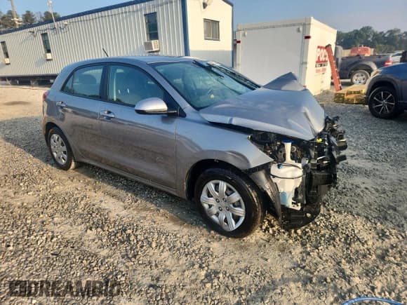 ✅ 2022 Kia Rio S • VIN: 3KPA25AD4NE457129 • Лот: 81225335. Опубликован ранее на Copart с пробегом 54 354 миль. Бесплатный доступ к архиву аукционных продаж из США и подробный отчёт об истории автомобиля на DreamBid. Изображение 4.