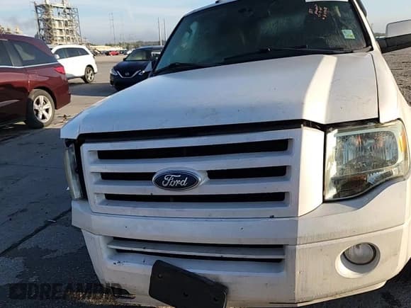 ✅ 2009 Ford Expedition Limited • VIN: 1FMFU19599LA11718 • Лот: 93325605. Опубликован ранее на Copart с пробегом Не указан. Бесплатный доступ к архиву аукционных продаж из США и подробный отчёт об истории автомобиля на DreamBid. Изображение 14.