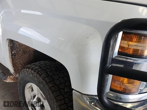 ✅ 2018 Chevrolet Silverado 2500HD LT • VIN: 1GC1KVEG1JF206427 • Lot: 42446057. Wystawiony na IAAI z przebiegiem 193 497 mil. Bezpłatny archiwum sprzedaży aukcyjnych z USA i szczegółowy raport historii pojazdu na DreamBid. Zdjęcie 1.