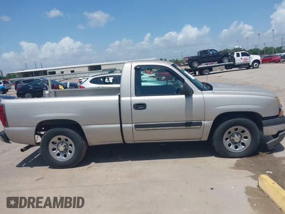 ✅ 2005 Chevrolet Silverado 1500 Work Truck • VIN: 1GCEC14X25Z114160 • Лот: 42547154. Опубликован ранее на IAAI с пробегом Не указан. Бесплатный доступ к архиву аукционных продаж из США и подробный отчёт об истории автомобиля на DreamBid. Изображение 13.