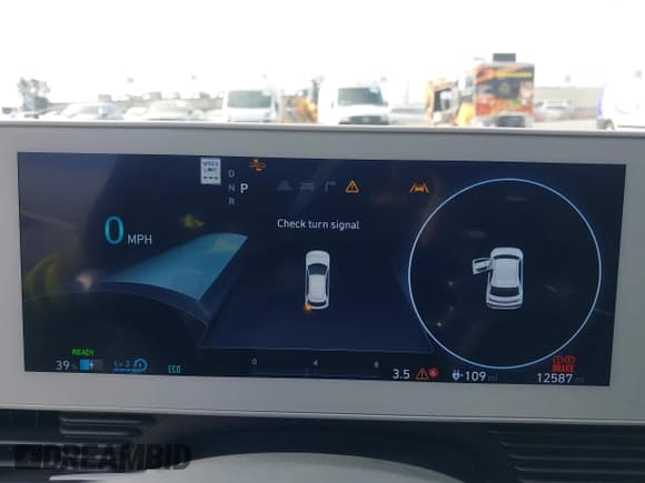 ✅ 2024 Hyundai Ioniq 5 SEL • VIN: KM8KN4DE2RU279749 • Lot: 43343275. Wystawiony na IAAI z przebiegiem 12 587 mil. Bezpłatny archiwum sprzedaży aukcyjnych z USA i szczegółowy raport historii pojazdu na DreamBid. Zdjęcie 18.