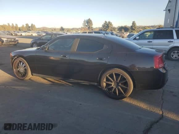2008 Dodge Charger с VIN 2B3KA43R08H336506, выставлен на аукционе Copart как лот 77632494 с пробегом 231 491 миль миль и Чистый • Clean title. История ставок и продаж доступна на DreamBid. Изображение 2.