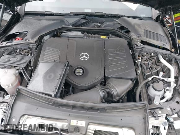 ✅ 2024 Mercedes-Benz C 300 • VIN: W1KAF4GB5RR200890 • Lot: 42708375. Wystawiony na IAAI z przebiegiem 9 338 mil. Bezpłatny archiwum sprzedaży aukcyjnych z USA i szczegółowy raport historii pojazdu na DreamBid. Zdjęcie 10.