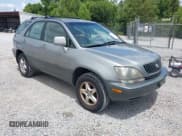 ✅ 2000 Lexus RX 300 • VIN: JT6GF10U8Y0048483 • Lot: 42969362. Listed on IAAI with 337,818 mi. Free auction sales archive from the USA and detailed vehicle history report at DreamBid. Image 1.