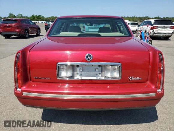 ✅ 1999 Cadillac DeVille • VIN: 1G6KD54Y7XU723747 • Lot: 59883975. Listed on Copart with 82,049 mi. Free auction sales archive from the USA and detailed vehicle history report at DreamBid. Image 6.