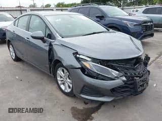 ✅ 2019 Chevrolet Cruze LT • VIN: 1G1BE5SM9K7127436 • Lot: 42378624. Listed on IAAI with 38,236 mi. Free auction sales archive from the USA and detailed vehicle history report at DreamBid. Image 1.