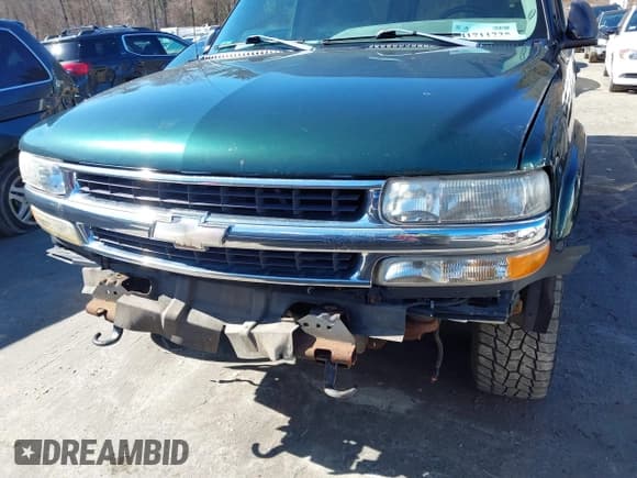 ✅ 2004 Chevrolet Suburban Z71 • VIN: 3GNFK16T74G184597 • Лот: 41711725. Опубликован ранее на IAAI с пробегом 222 443 миль. Бесплатный доступ к архиву аукционных продаж из США и подробный отчёт об истории автомобиля на DreamBid. Изображение 6.